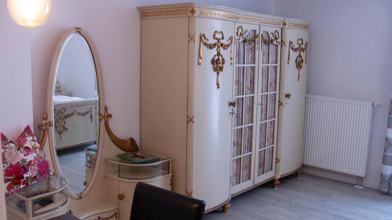 Apartmenthaus "Zum Birnbaum" Rosstal Buitenkant foto