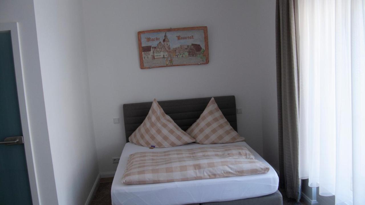 Apartmenthaus "Zum Birnbaum" Rosstal Buitenkant foto